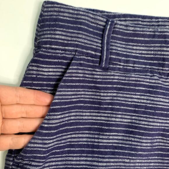 Loft Marisa Seaside Stripe Linen Shorts in Navy Size 6 - Picture 3 of 6